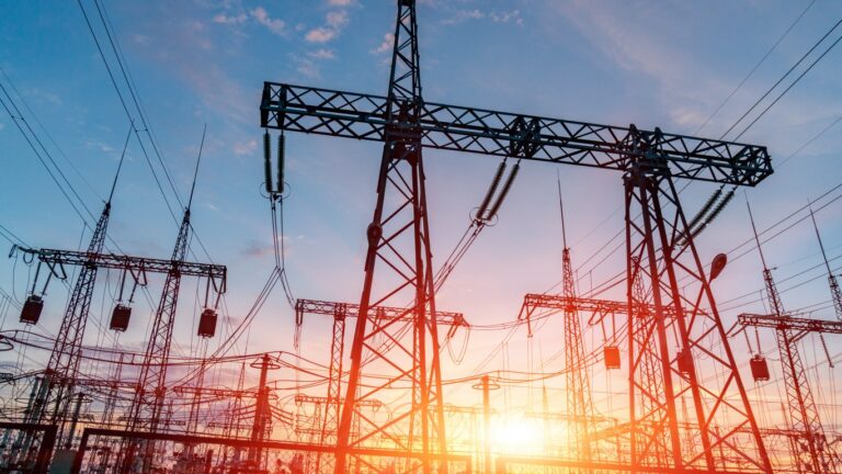 Strained Texas grid a showcase for how to manage renewables, and how not to