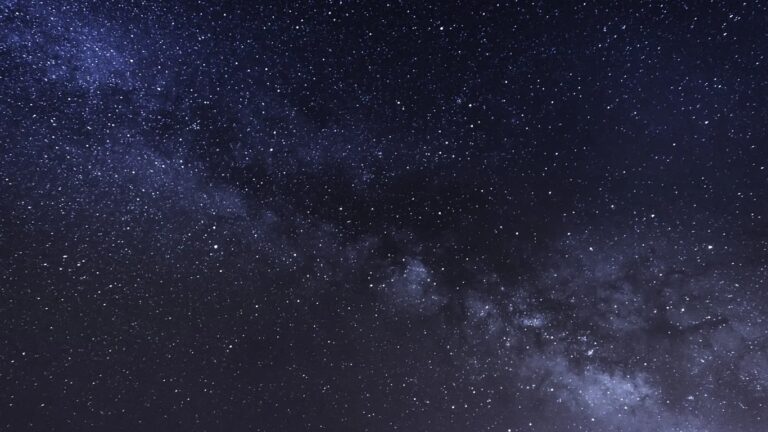 Book Review: ‘A Woman in the Polar Night’