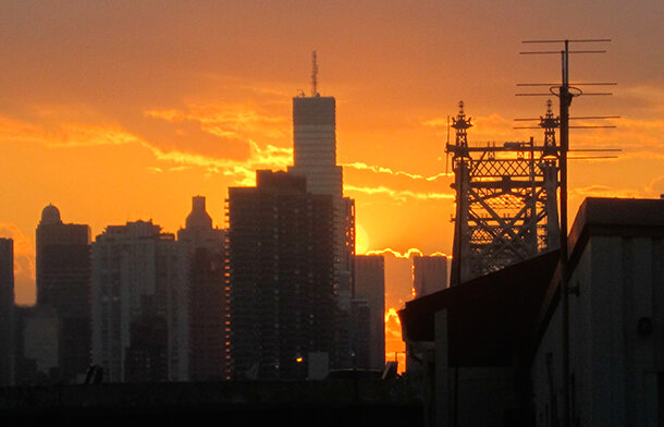 How Phoenix and Vegas Manage Extreme Heat Waves: Urban Heat Challenges and Future Outlook