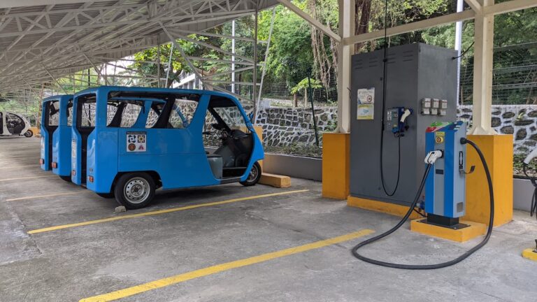 Why Won’t Americans Buy Electric Vehicles?  The List of Reasons is Growing
