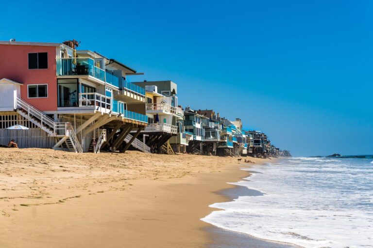 Wealthy Malibu Residents Now Facing the Realities of Climate Change