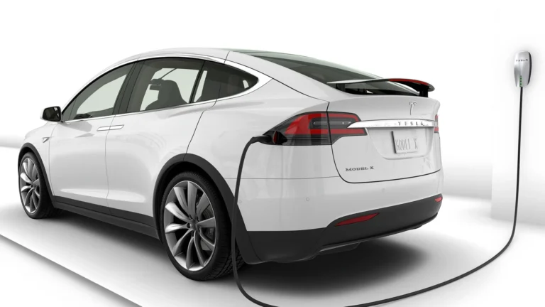 Over 500 Miles on a Single Charge Marks Turning Point for Electric Cars