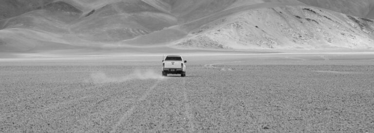 A thunderous EV Failure: Ford F-150 Lightning Sales Plunge 50% year-on-year