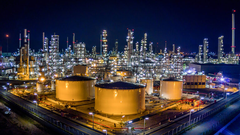 Oil Industry Faces Mounting Legal Mountain Over Heavy Pollution