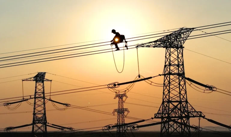 AI in the Spotlight: The Looming Battle Over Electricity in a High-Demand Future