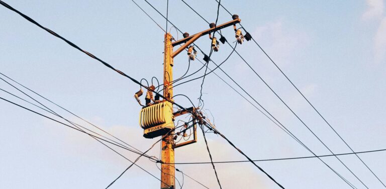 The AI power war Has started: Small Georgia town howls about electricity cables