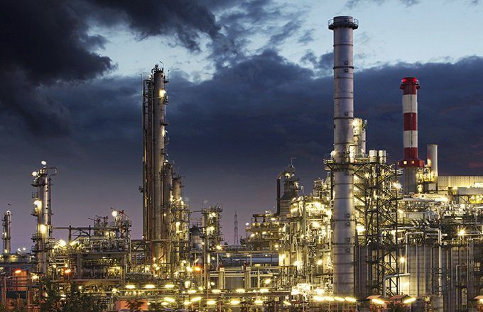 Oil Industry Gets Big Win as Renewable Energy Faces Setbacks