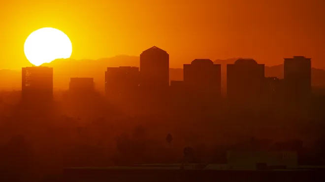 Unseasonably High Nighttime Temperatures in Phoenix Signal Energy Challenges