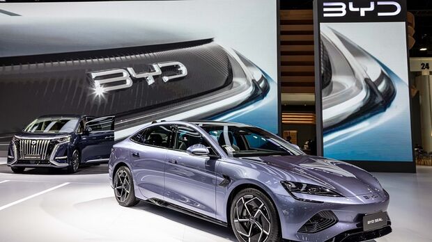 Chinese EV Makers Target Emerging Markets as U.S. and Europe Fall Apart