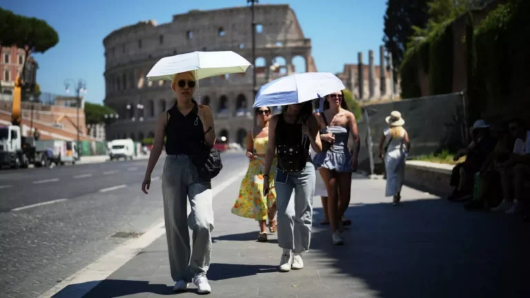 Europe’s Heatwaves Are Driving Tourists Away