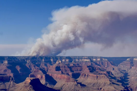 Uncontained Wildfires Threaten Grand Canyon