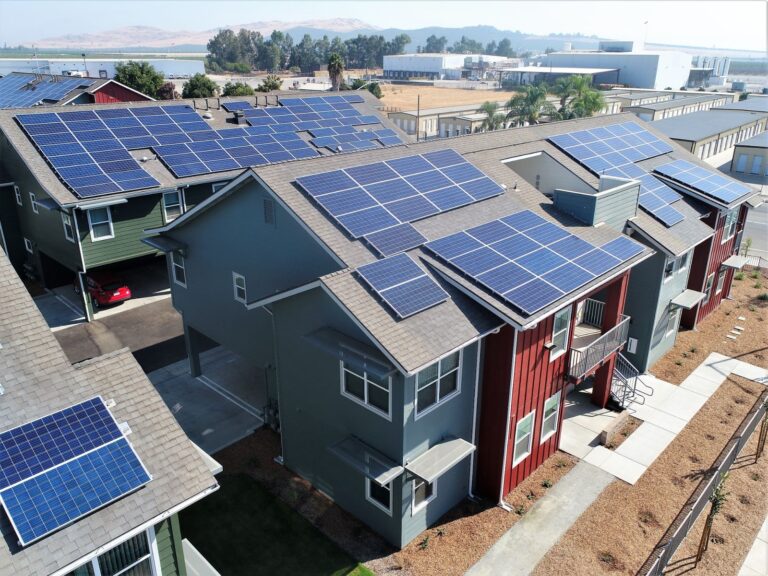 Rooftop Solar Will Disappear From American Homes
