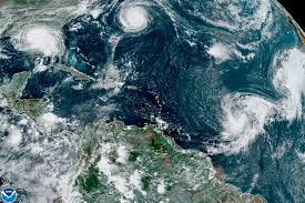 Hurricane erin Completely Misses U.S.