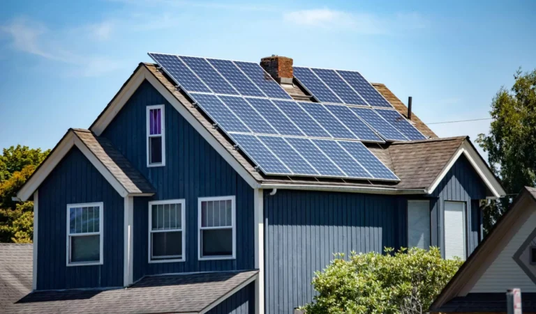 Federal Tax Credit Threatens Residential Solar Industry