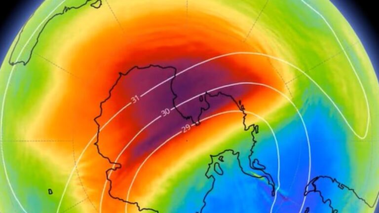 Rare Antarctic Stratospheric Warming