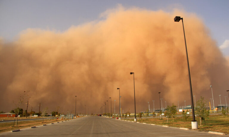 Unexpected Dust Storms in Midwest Raise Alarms
