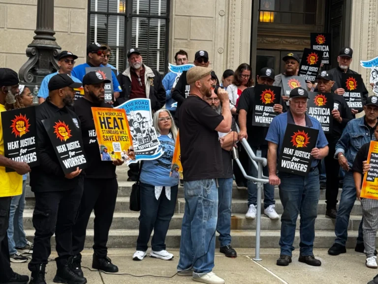 Extreme Heat Forces Workers Inside Worldwide