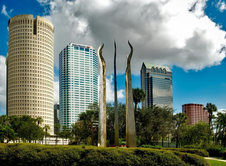 Tampa Real Estate Is Collapsing