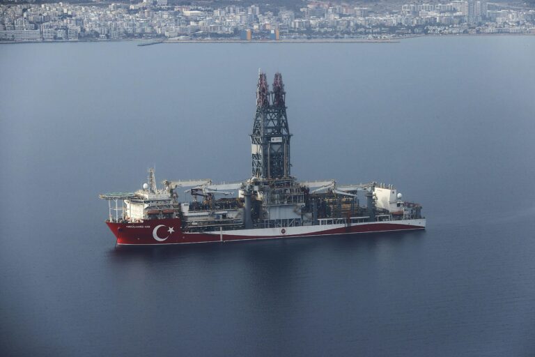 Oil Fights Back Against Green Energy