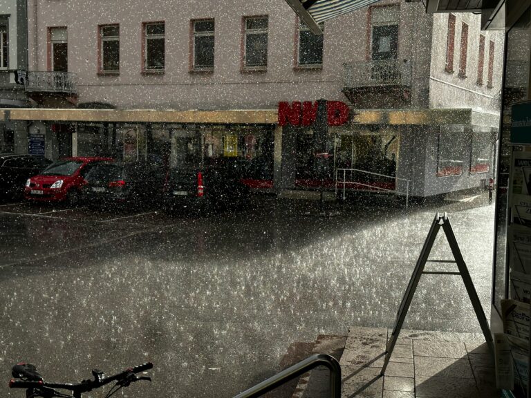 Hail The Size Of Grapefruit Hit Midwest