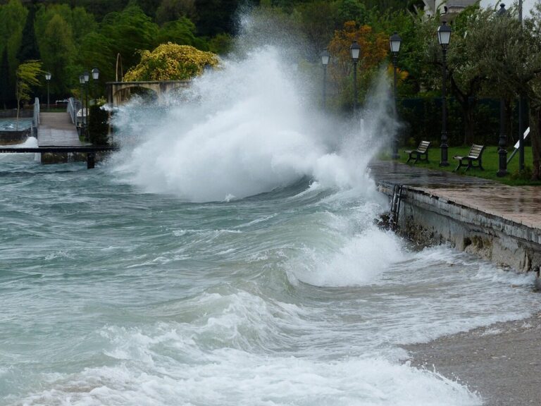 waves, splash, breakwater, hurricane, lake, spray, nature, water, garda, promenade, flooded