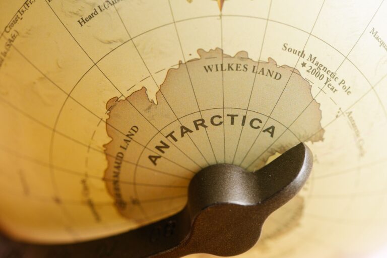 Antarctica Loses Ice The Size Of France