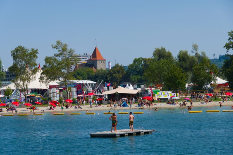 40 People Drown In France As Heat Hits Record Levels