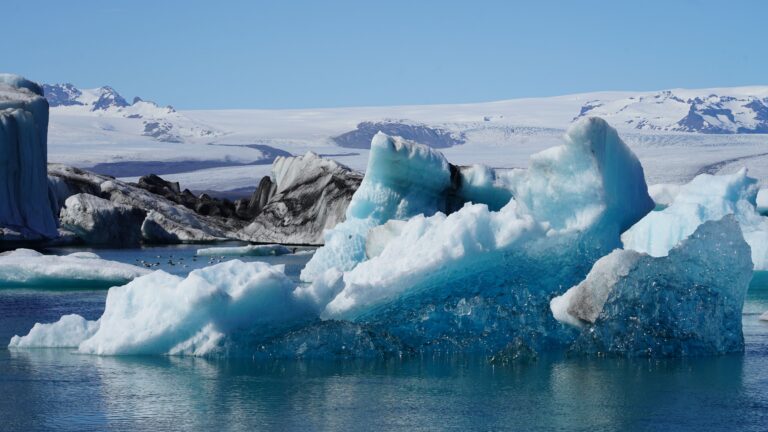 Ships Cross Arctic Ocean To Avoid Strait Of Hormuz