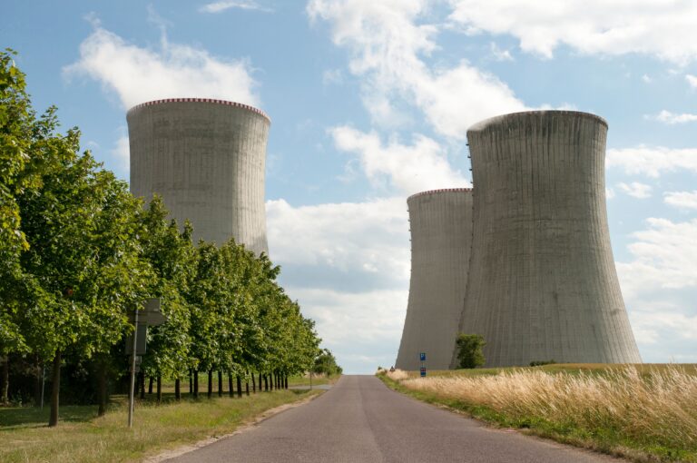 AI Data Centers Push New Use Of Nuclear Power